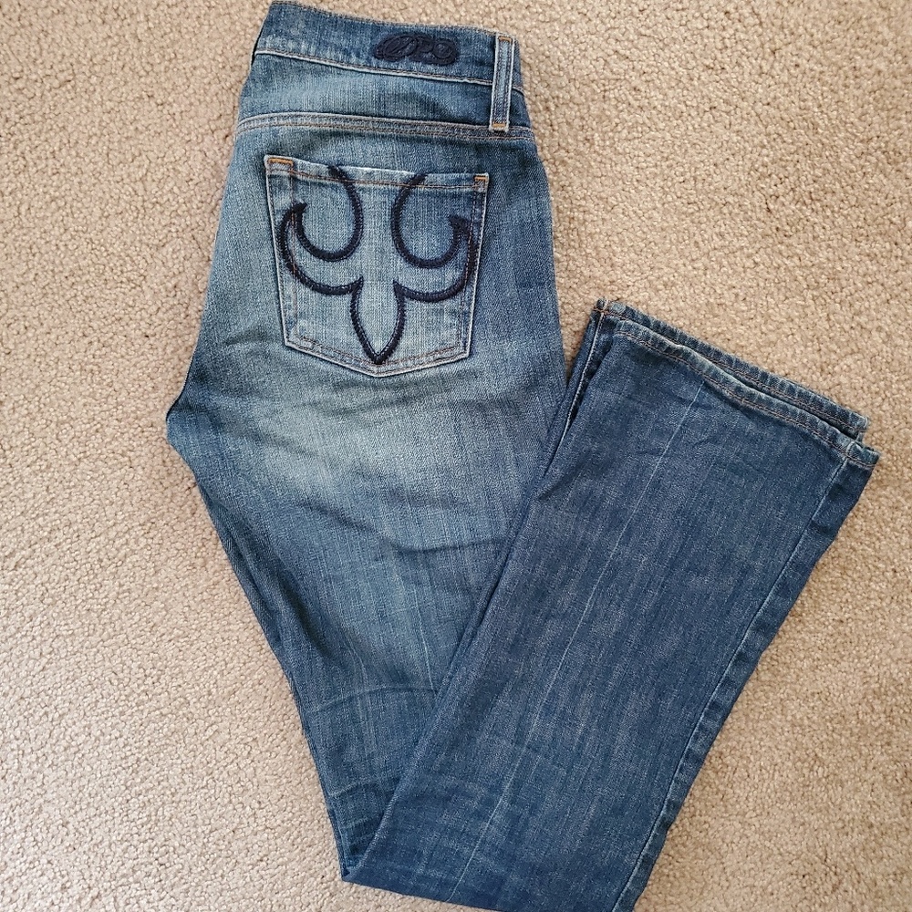 Express Deluxe Premium Denim